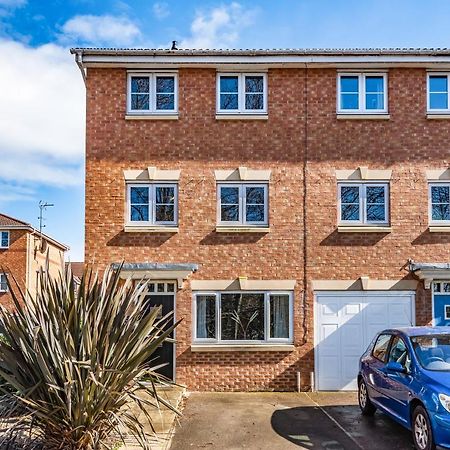 Princess Mews York Bagian luar foto