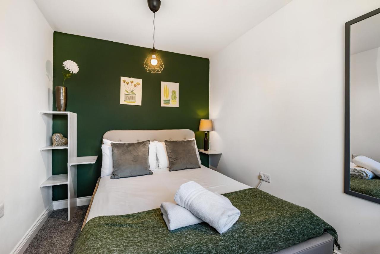 Princess Mews York Bagian luar foto