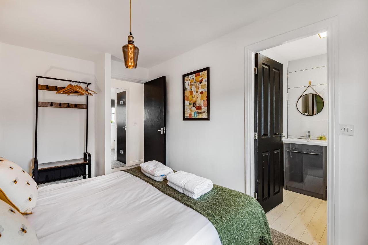 Princess Mews York Bagian luar foto